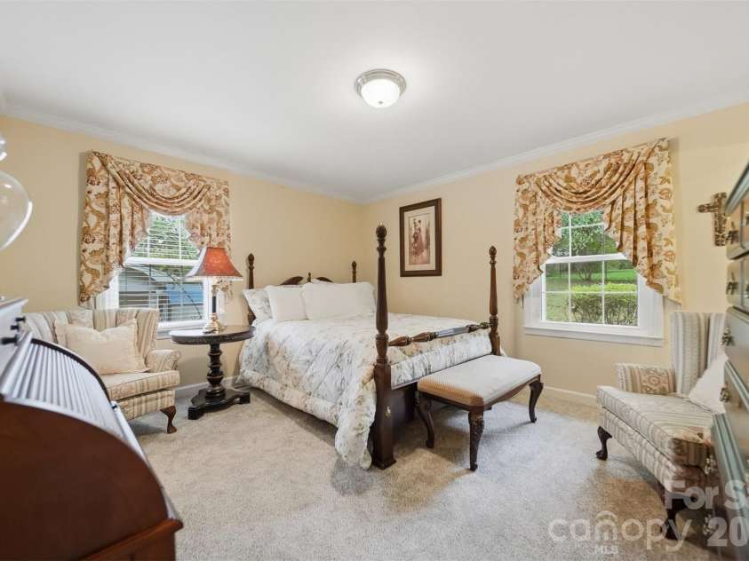 1756 12th Street Drive, Hickory, NC 28601.  MLS# CAR4407511, YatesRealty ID 41311. 