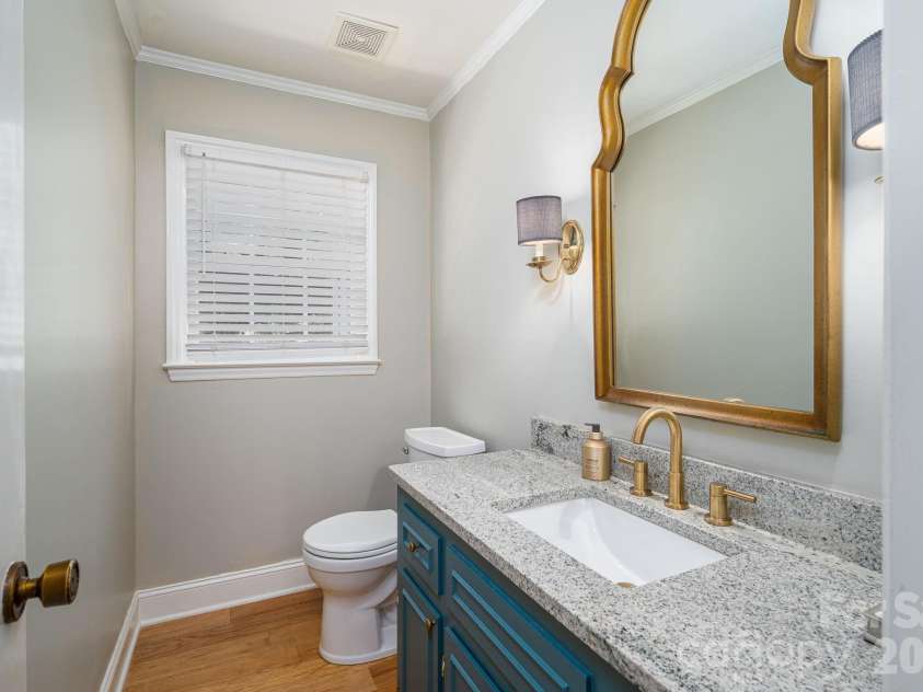 1308 Dumbarton Road, Gastonia, NC 28054.  MLS# CAR4396457, YatesRealty ID 41313. 1/2 bath downstairs