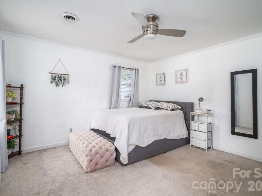 1308 Dumbarton Road, Gastonia, NC 28054.  MLS# CAR4396457, YatesRealty ID 41313. Bedroom 4