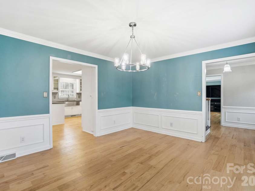 1308 Dumbarton Road, Gastonia, NC 28054.  MLS# CAR4424126, YatesRealty ID 41313. 