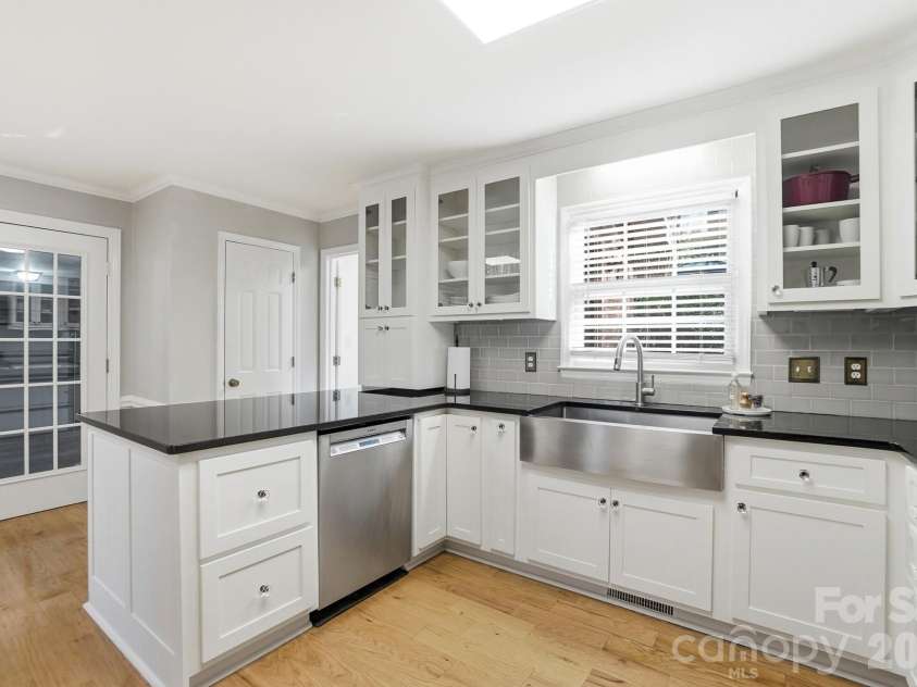 1308 Dumbarton Road, Gastonia, NC 28054.  MLS# CAR4424126, YatesRealty ID 41313. 