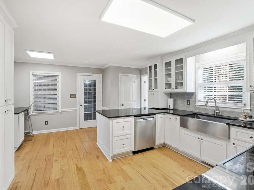 1308 Dumbarton Road, Gastonia, NC 28054.  MLS# CAR4424126, YatesRealty ID 41313. 