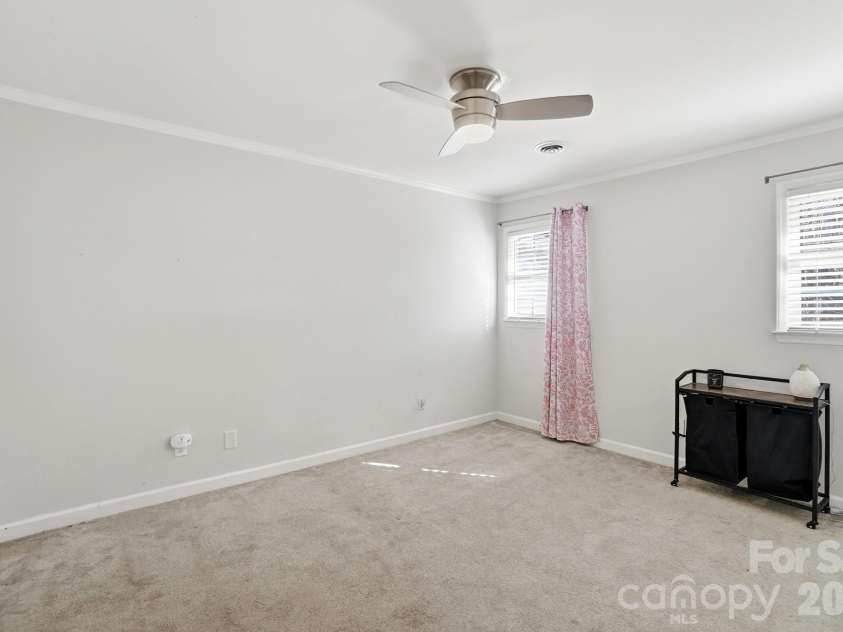 1308 Dumbarton Road, Gastonia, NC 28054.  MLS# CAR4424126, YatesRealty ID 41313. 