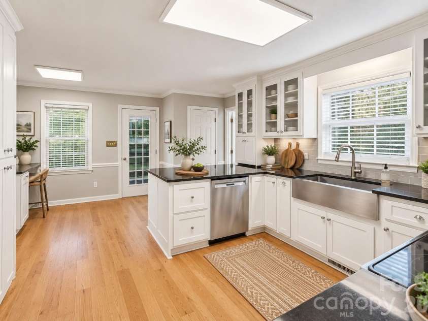 1308 Dumbarton Road, Gastonia, NC 28054.  MLS# CAR4424126, YatesRealty ID 41313. 