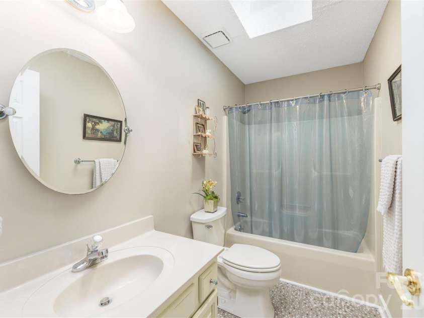 26 Moriah Lane, Asheville, NC 28803.  MLS# CAR4409521, YatesRealty ID 41314. 
