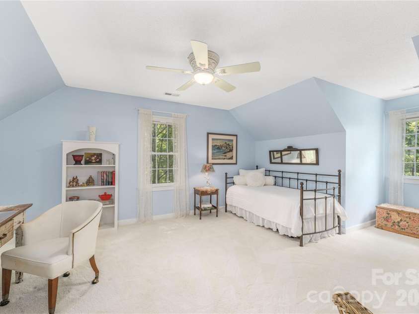 26 Moriah Lane, Asheville, NC 28803.  MLS# CAR4409521, YatesRealty ID 41314. 