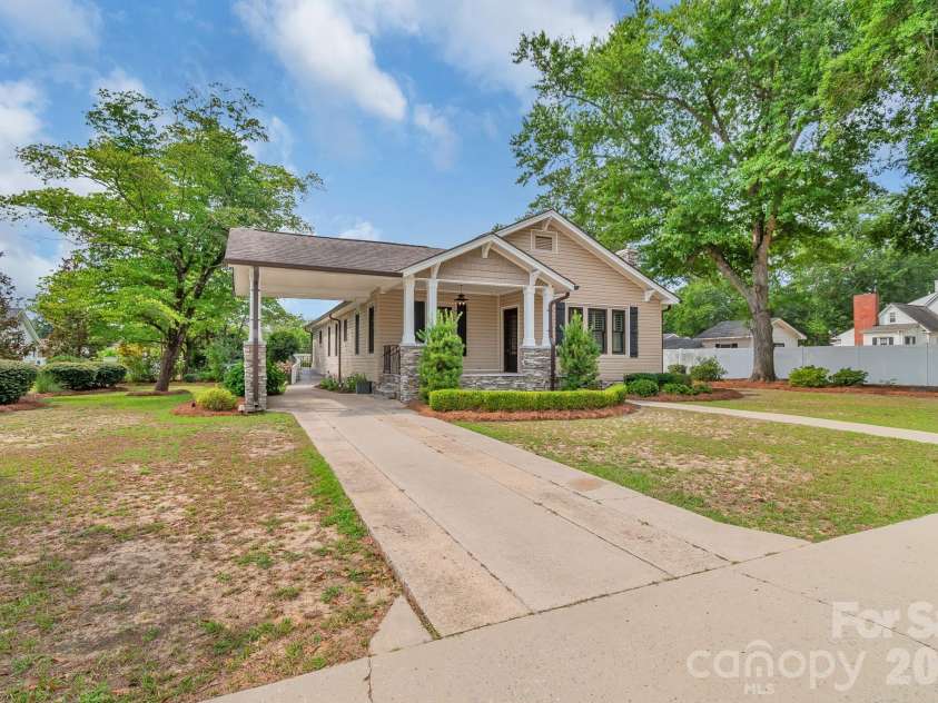 312 Church Street, Kershaw, SC 29067.  MLS# CAR4408830, YatesRealty ID 41317. 