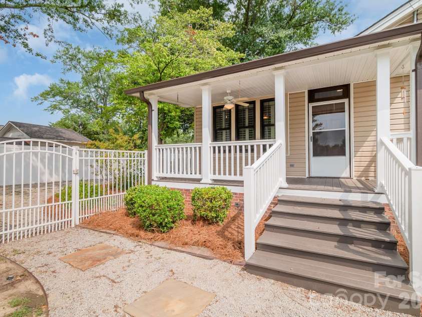 312 Church Street, Kershaw, SC 29067.  MLS# CAR4408830, YatesRealty ID 41317. 