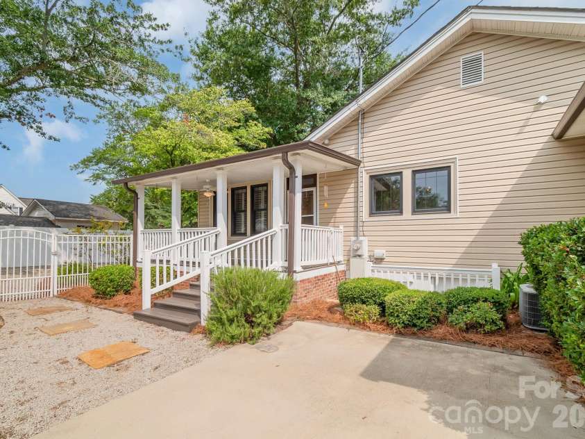 312 Church Street, Kershaw, SC 29067.  MLS# CAR4408830, YatesRealty ID 41317. 