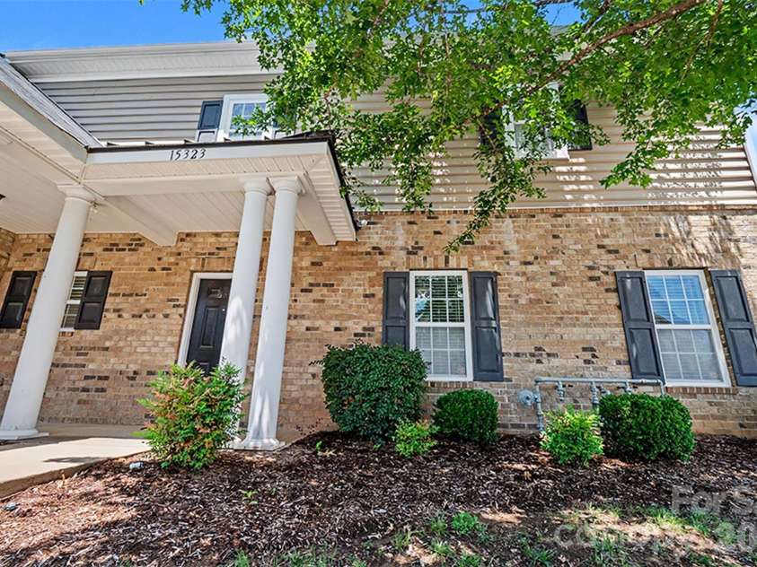 15323 Barossa Valley Street, Charlotte, NC 28277.  MLS# CAR4383419, YatesRealty ID 41319. 