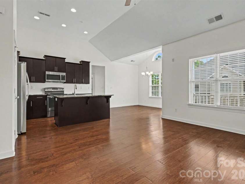 15323 Barossa Valley Street, Charlotte, NC 28277.  MLS# CAR4383419, YatesRealty ID 41319. 