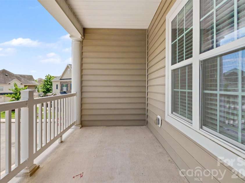 15323 Barossa Valley Street, Charlotte, NC 28277.  MLS# CAR4383419, YatesRealty ID 41319. 