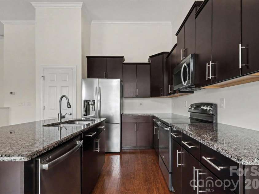 15323 Barossa Valley Street, Charlotte, NC 28277.  MLS# CAR4383419, YatesRealty ID 41319. 