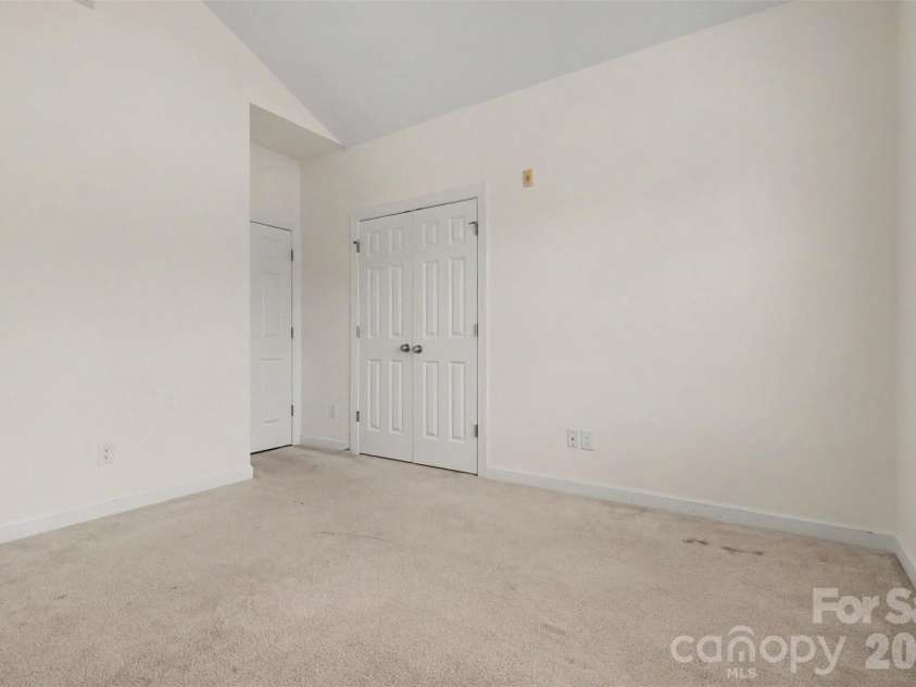 15323 Barossa Valley Street, Charlotte, NC 28277.  MLS# CAR4383419, YatesRealty ID 41319. 