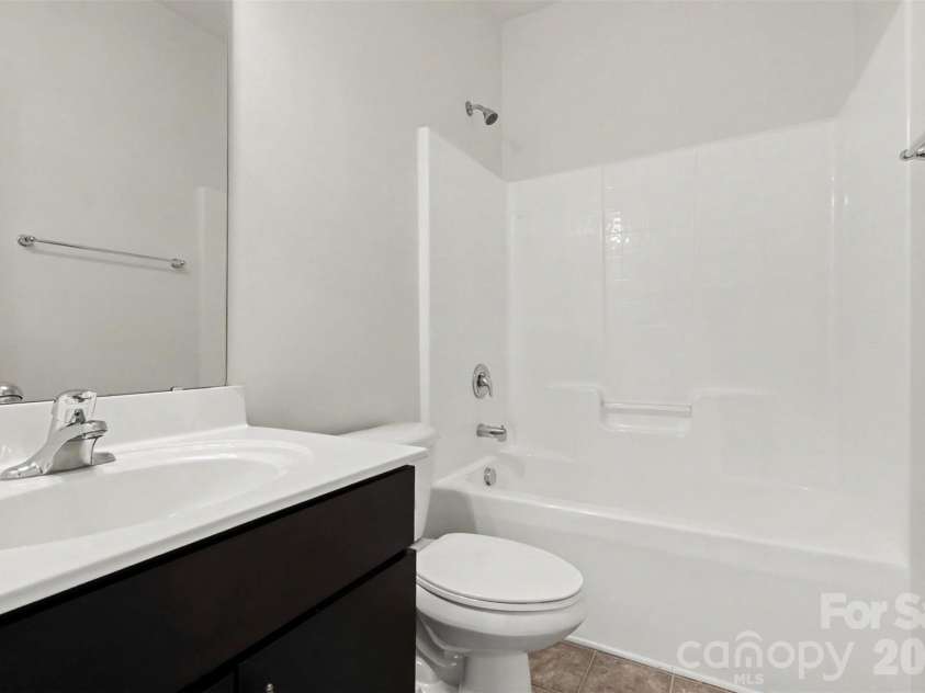 15323 Barossa Valley Street, Charlotte, NC 28277.  MLS# CAR4383419, YatesRealty ID 41319. 