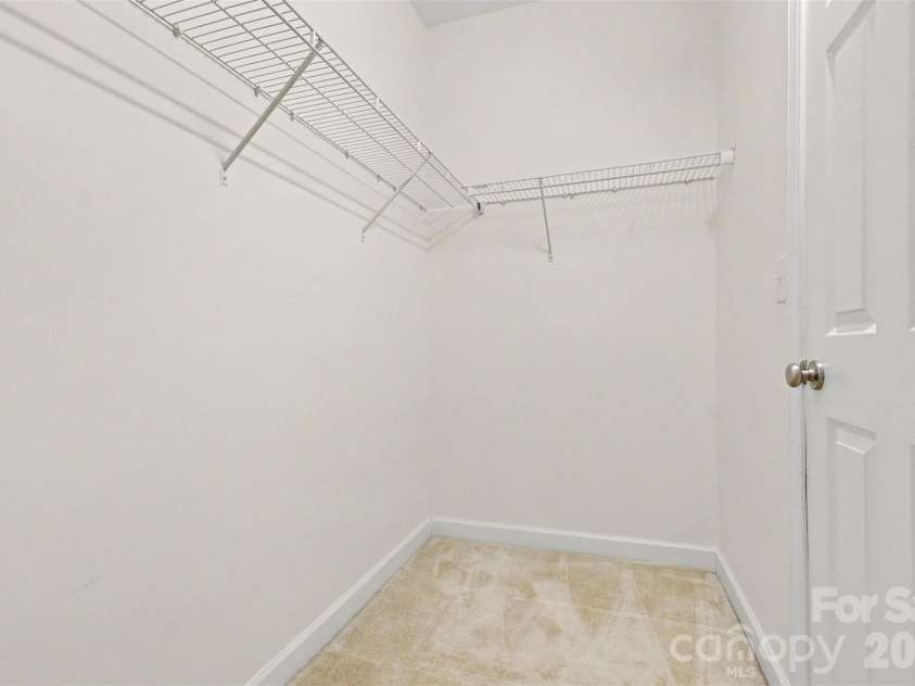 15323 Barossa Valley Street, Charlotte, NC 28277.  MLS# CAR4383419, YatesRealty ID 41319. 