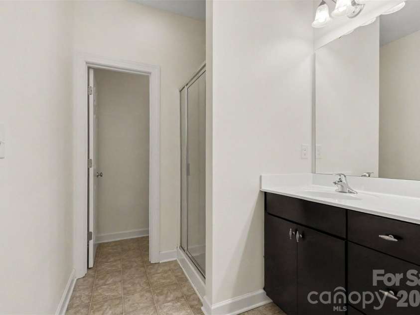 15323 Barossa Valley Street, Charlotte, NC 28277.  MLS# CAR4383419, YatesRealty ID 41319. 