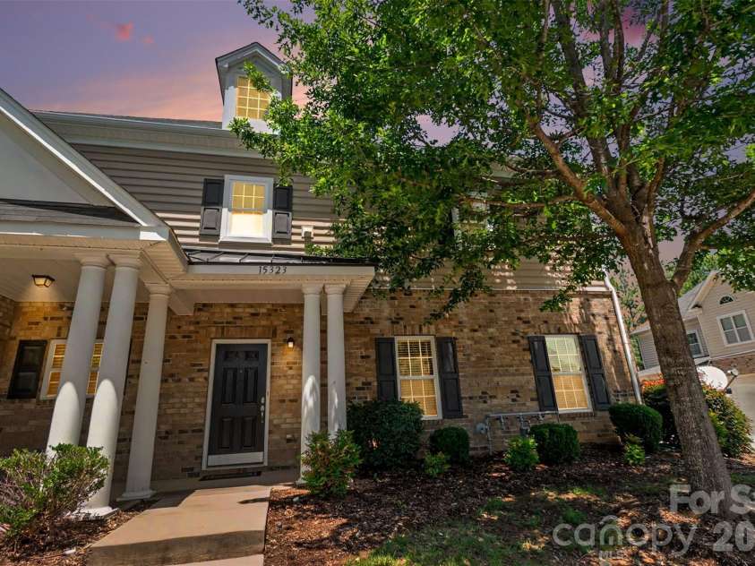 15323 Barossa Valley Street, Charlotte, NC 28277.  MLS# CAR4383419, YatesRealty ID 41319. 