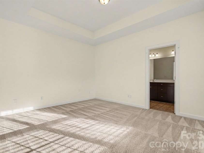 15323 Barossa Valley Street, Charlotte, NC 28277.  MLS# CAR4383419, YatesRealty ID 41319. 