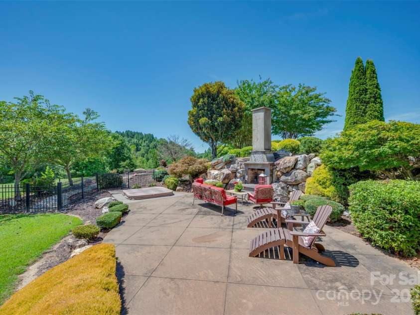 270 Walking Horse Trail, Rutherfordton, NC 28139.  MLS# CAR4160483, YatesRealty ID 4132. 