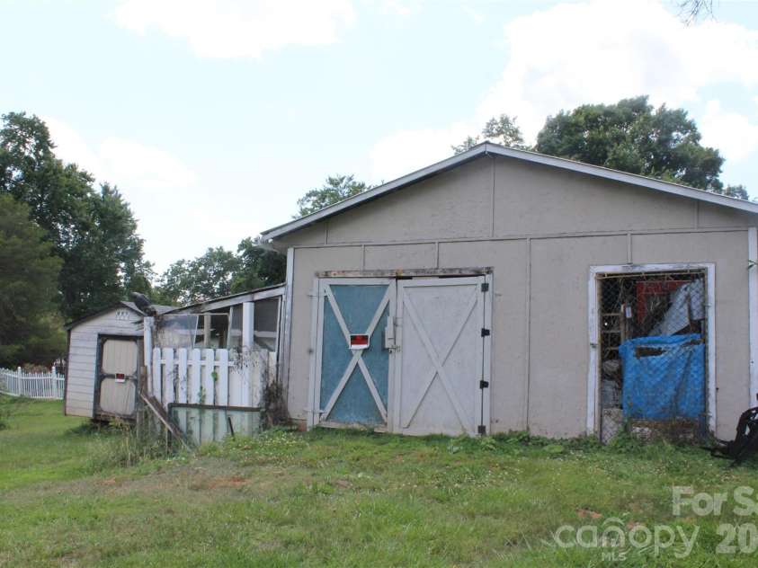 4388 Ruritan Drive, Morganton, NC 28655.  MLS# CAR4396064, YatesRealty ID 41320. 