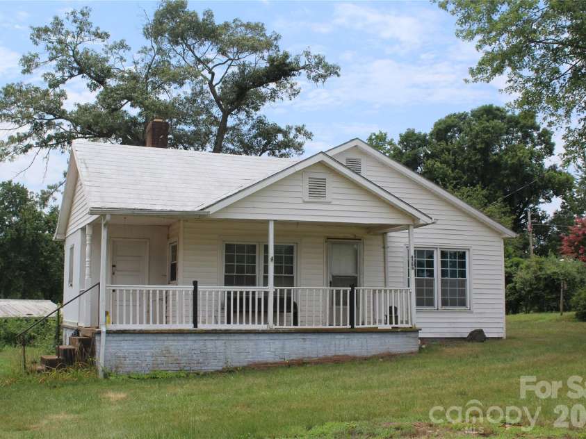 4388 Ruritan Drive, Morganton, NC 28655.  MLS# CAR4396064, YatesRealty ID 41320. 
