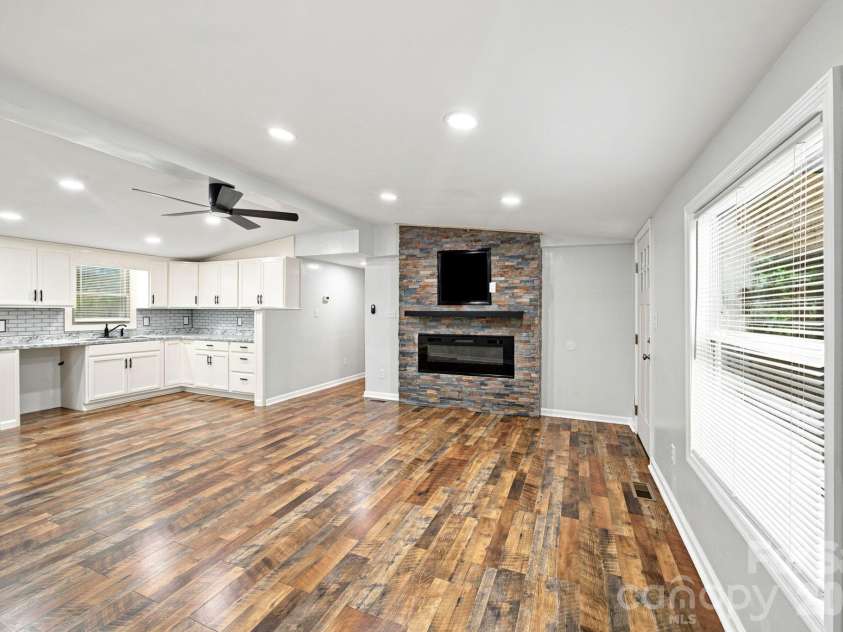 3250 Ole Country Lane, Claremont, NC 28610.  MLS# CAR4410704, YatesRealty ID 41322. 