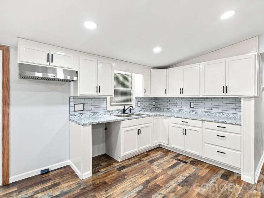 3250 Ole Country Lane, Claremont, NC 28610.  MLS# CAR4410704, YatesRealty ID 41322. 