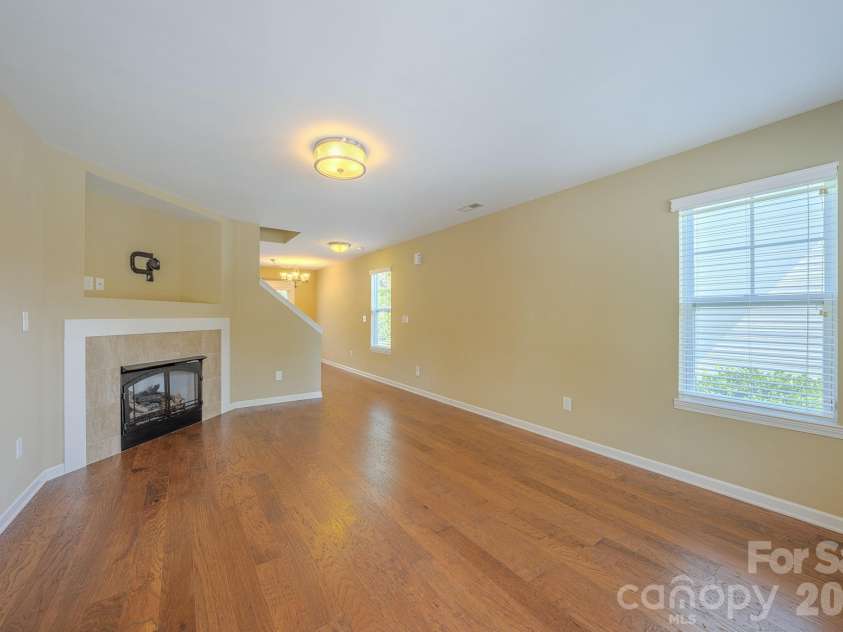 19 Barnett Shoals Drive, Weaverville, NC 28787.  MLS# CAR4410988, YatesRealty ID 41326. 