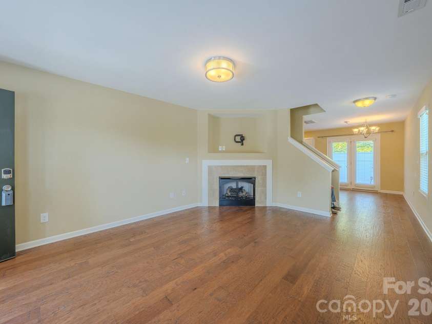 19 Barnett Shoals Drive, Weaverville, NC 28787.  MLS# CAR4410988, YatesRealty ID 41326. 