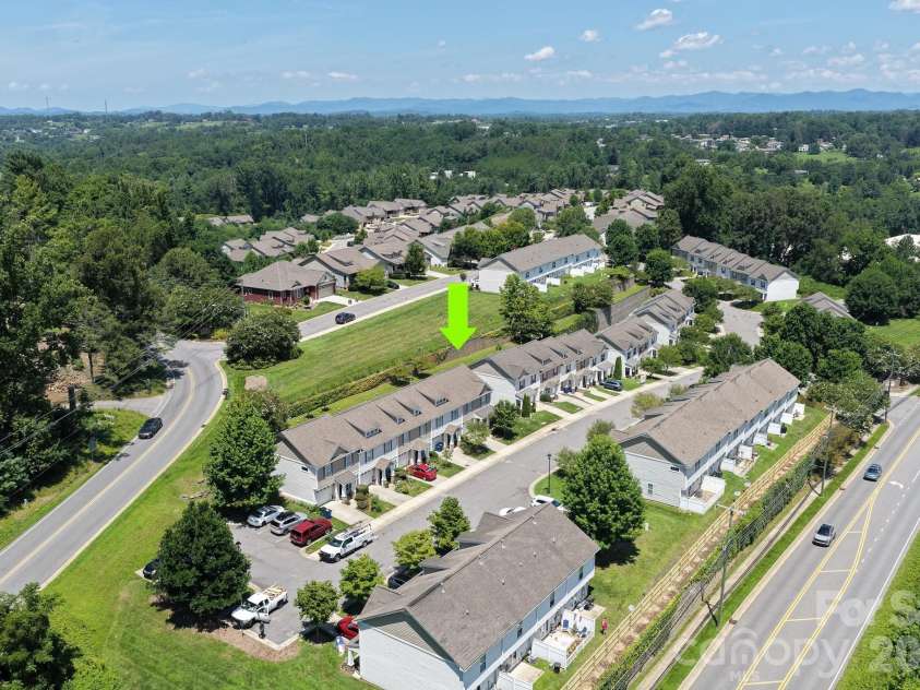 19 Barnett Shoals Drive, Weaverville, NC 28787.  MLS# CAR4410988, YatesRealty ID 41326. 
