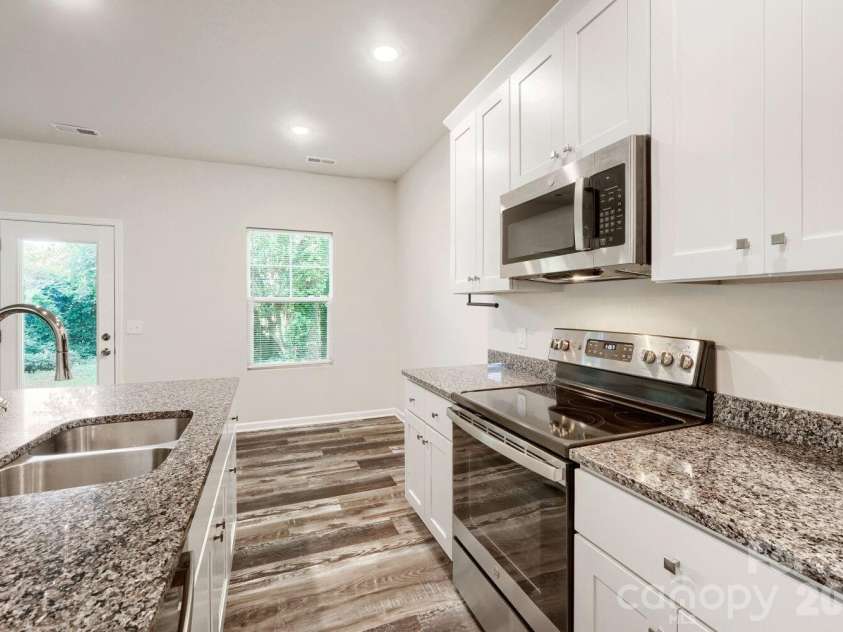 436 Mclelland Avenue, Mooresville, NC 28115.  MLS# CAR4410158, YatesRealty ID 41327. Kitchen
