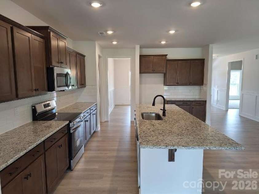 5028 Cardiff Court, Catawba, NC 28609.  MLS# CAR4411255, YatesRealty ID 41328. Kitchen