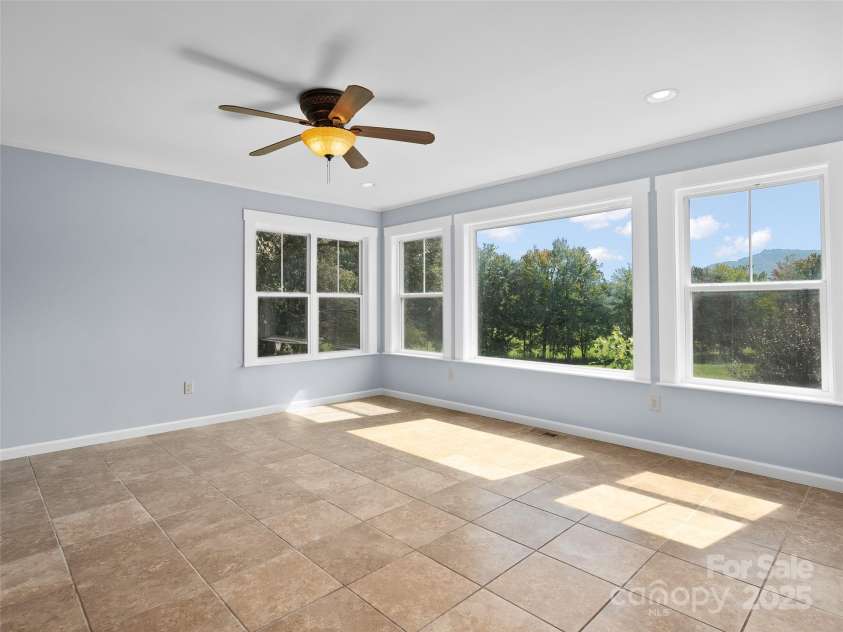 4912 Pigeon Road, Waynesville, NC 28786.  MLS# CAR4206700, YatesRealty ID 4133. 