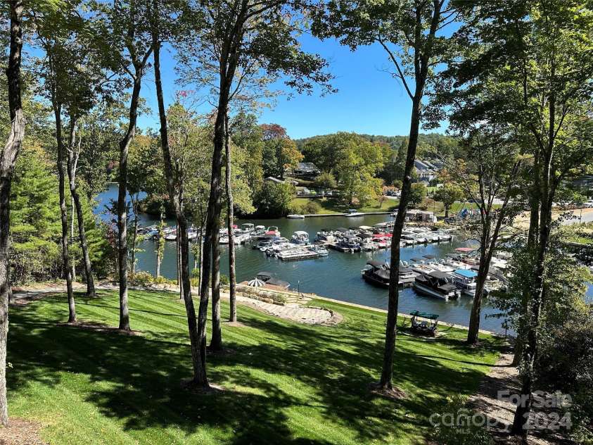 843 North Club Boulevard, Lake Toxaway, NC 28747.  MLS# CAR4113943, YatesRealty ID 4133. 