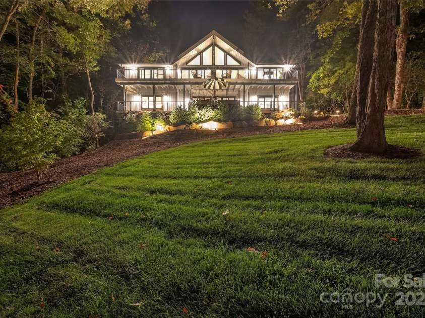 843 North Club Boulevard, Lake Toxaway, NC 28747.  MLS# CAR4113943, YatesRealty ID 4133. 