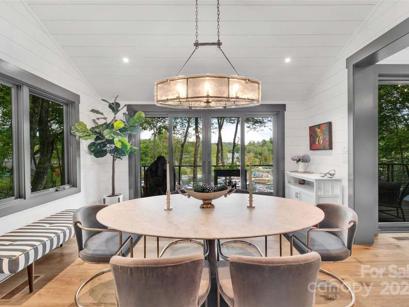 843 North Club Boulevard, Lake Toxaway, NC 28747.  MLS# CAR4113943, YatesRealty ID 4133. 