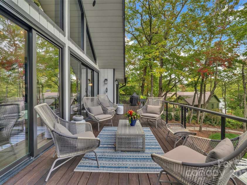 843 North Club Boulevard, Lake Toxaway, NC 28747.  MLS# CAR4113943, YatesRealty ID 4133. 