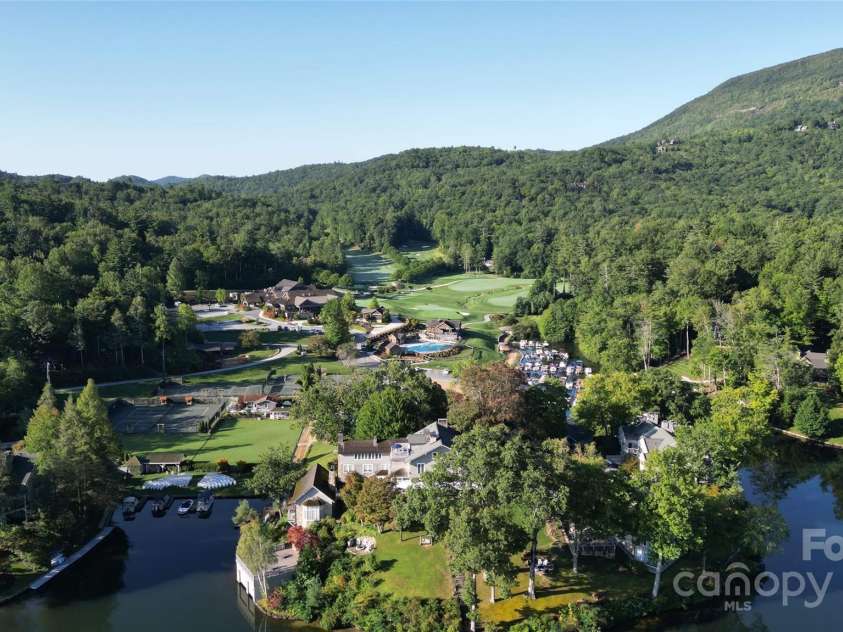 843 North Club Boulevard, Lake Toxaway, NC 28747.  MLS# CAR4113943, YatesRealty ID 4133. 