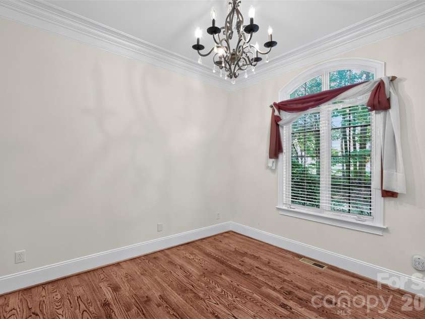 3003 Ocaso Court, Matthews, NC 28104.  MLS# CAR4401210, YatesRealty ID 41331. 