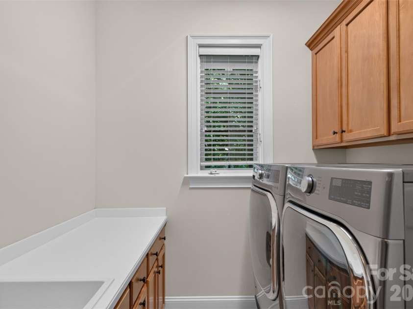 3003 Ocaso Court, Matthews, NC 28104.  MLS# CAR4401210, YatesRealty ID 41331. 