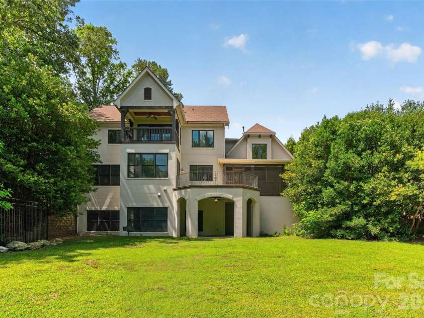 3003 Ocaso Court, Matthews, NC 28104.  MLS# CAR4401210, YatesRealty ID 41331. 