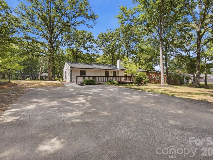 1403 Georgia Avenue, Monroe, NC 28112.  MLS# CAR4410762, YatesRealty ID 41332. Back Yard