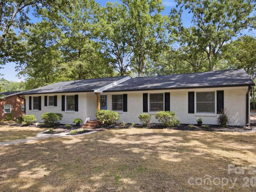 1403 Georgia Avenue, Monroe, NC 28112.  MLS# CAR4410762, YatesRealty ID 41332. Front of Home