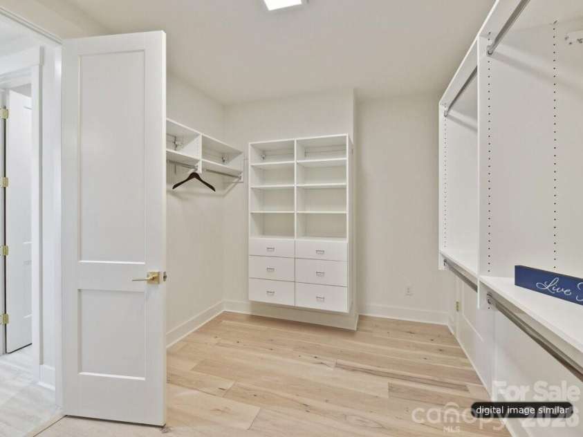 2232 Grey Road, Davidson, NC 28036.  MLS# CAR4410535, YatesRealty ID 41335. 