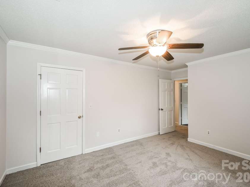 320 Aqua Drive, Forest City, NC 28043.  MLS# CAR4409702, YatesRealty ID 41337. 