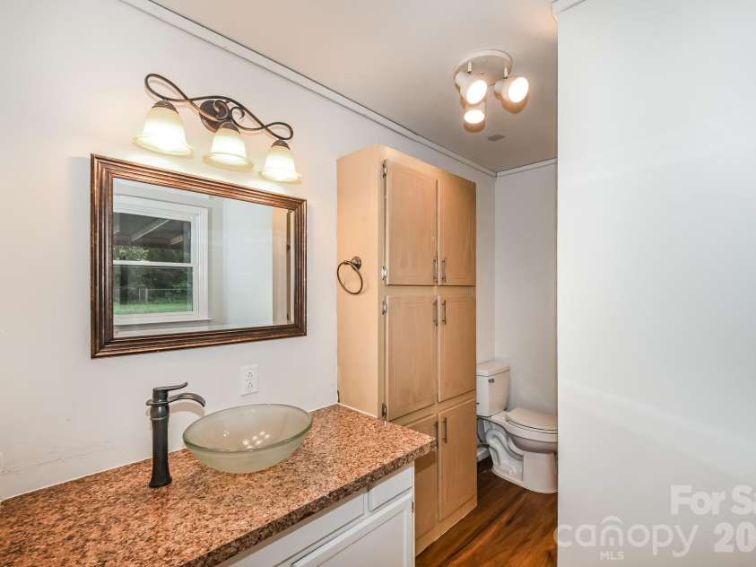 320 Aqua Drive, Forest City, NC 28043.  MLS# CAR4409702, YatesRealty ID 41337. 