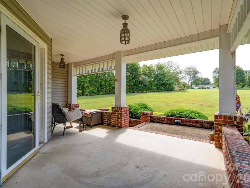 2424 Olan Drive, Shelby, NC 28152.  MLS# CAR4395508, YatesRealty ID 41339. Covered Porch