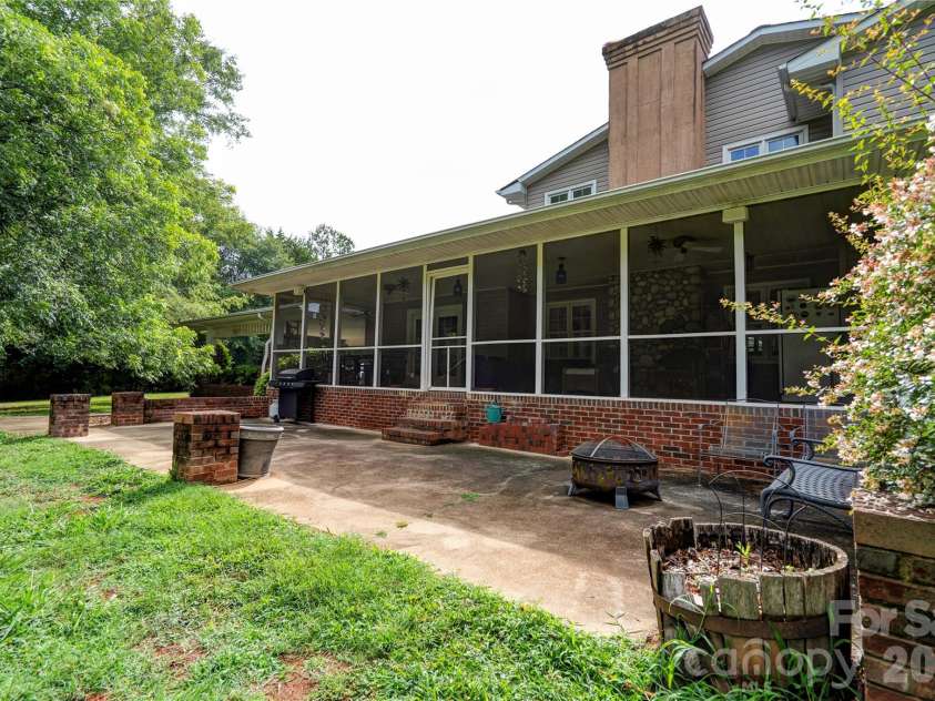 2424 Olan Drive, Shelby, NC 28152.  MLS# CAR4395508, YatesRealty ID 41339. Rear Screened Porch