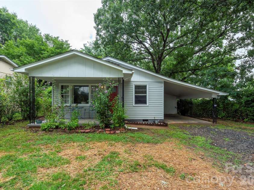 732 Fairview Road, Asheville, NC 28803.  MLS# CAR4407474, YatesRealty ID 41340. 